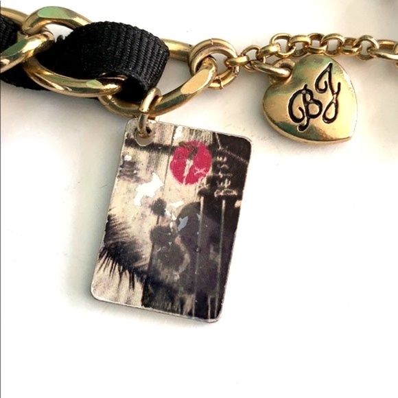 Betsey Johnson Miami Chic "Take Me Away" Bracelet - Picture 6 of 7